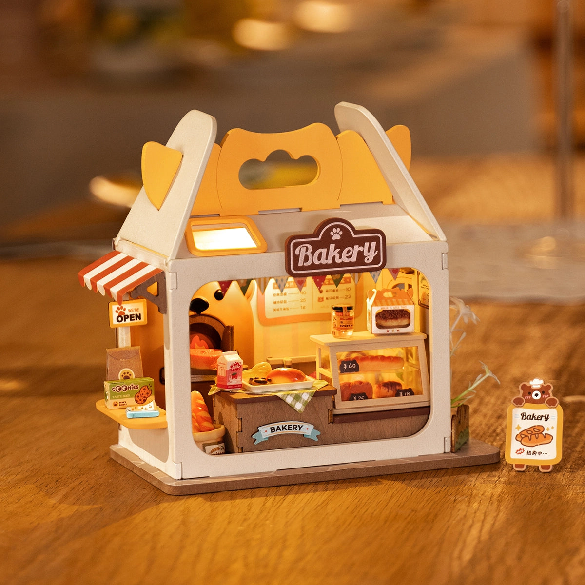 Teddy's Breadbox - DIY Miniature House with Light