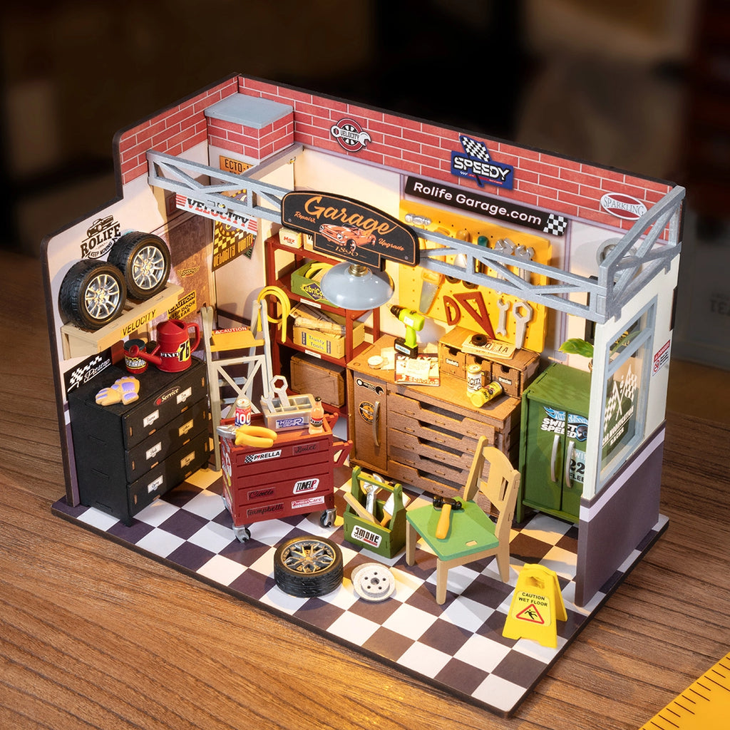 Garage Workshop - DIY Miniature House with Light